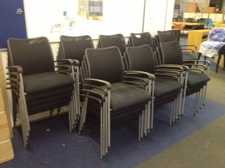 second hand chairs for sale in delhi post thumbnail image